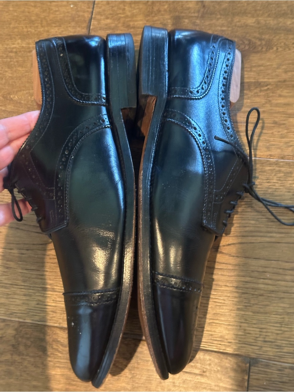 Allen Edmonds - Picture 4 of 16
